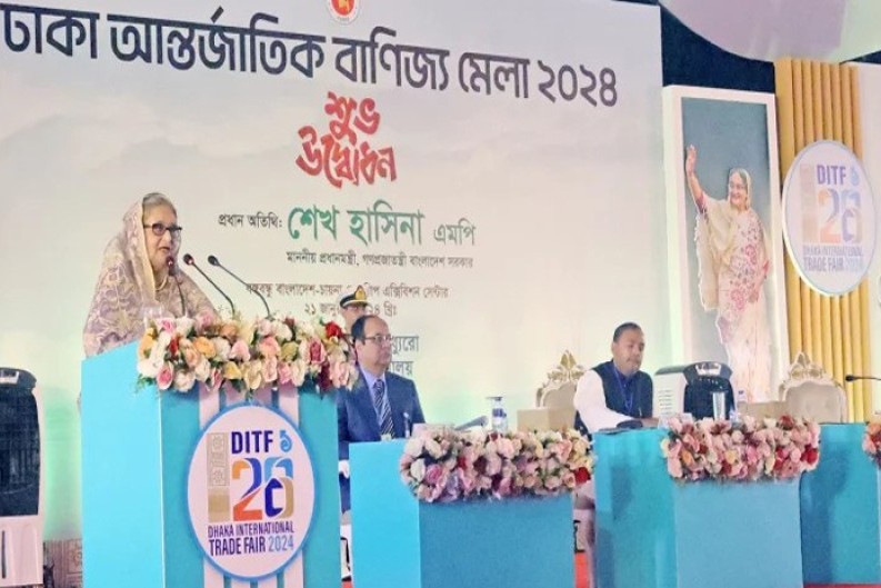 তৈরী পোশাক খাতের মত অন্যান্য রপ্তানি পণ্যকেও গুরুত্ব দিন