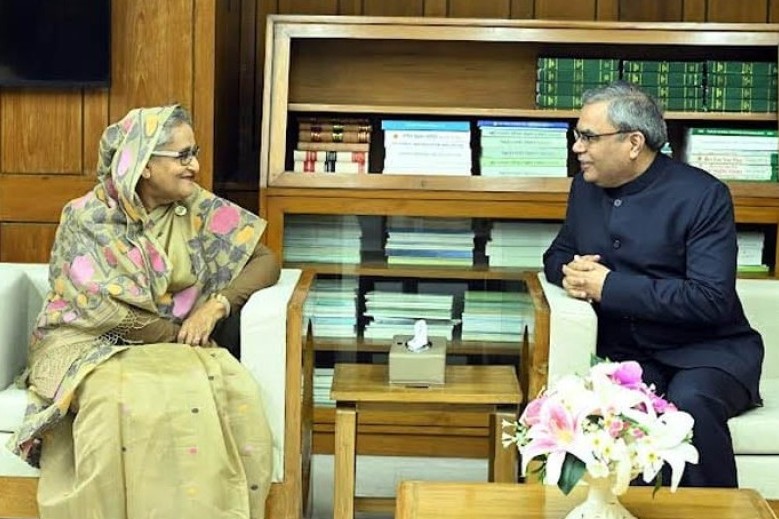 দেশের মানুষ এখন গণতন্ত্র উপভোগ করছে : প্রধানমন্ত্রী শেখ হাসিনা