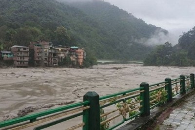 আকস্মিক বন্যায় অন্তত ২৩ ভারতীয় সেনা নিখোঁজ