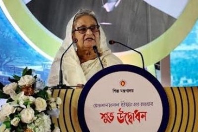 পরিস্থিতি মোকাবেলা করতে দেশবাসীর প্রতি প্রধানমন্ত্রীর আহ্বান