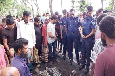 বাড়তি আয়ের জন্য রাতে চালাতেন ভ্যানঃদুর্ঘটনায় নিহত