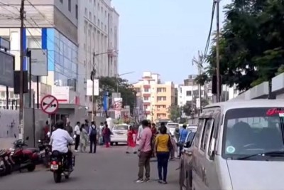 বাংলাদেশিদের চিকিৎসা দেবে না কলকাতার জেএন রায় হাসপাতাল