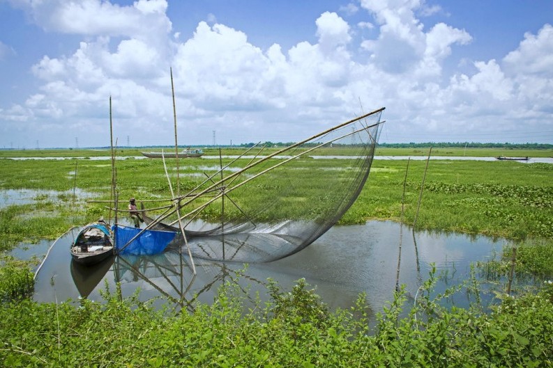 ডিজিটাল প্রযুক্তির যুগে এবং দামি স্মার্টফোনের সুবাদে আমরা সবাই ফটোগ্রাফার। তাতে দোষের কিছু নেই। হয়ে যান আপনিও একজন ফটোগ্রাফার...